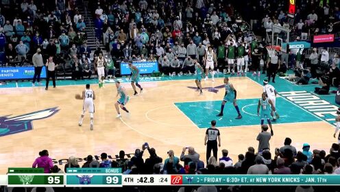 《NBA全场集锦》逆境时刻还得靠字母哥 孤军深入杀成2+1