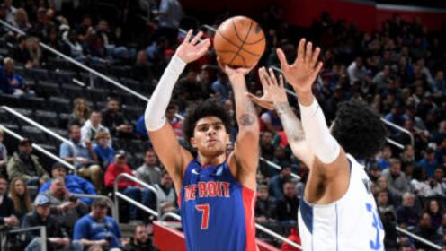《NBA全场集锦》【球星】海耶斯vs独行侠集锦 22+4+8关键三分带队取胜