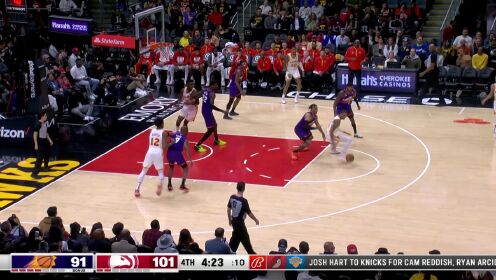 《NBA全场集锦》超远三分虽迟但到 特雷杨祭出穿云箭百步穿杨