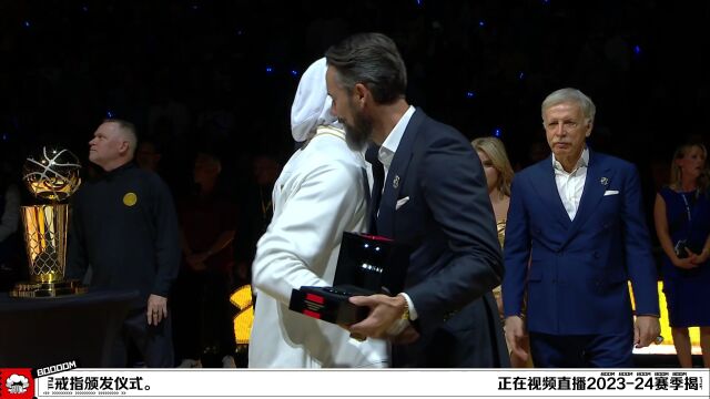 NBA常规赛开场即高能 掘金队总冠军戒指颁发仪式璀璨夺目