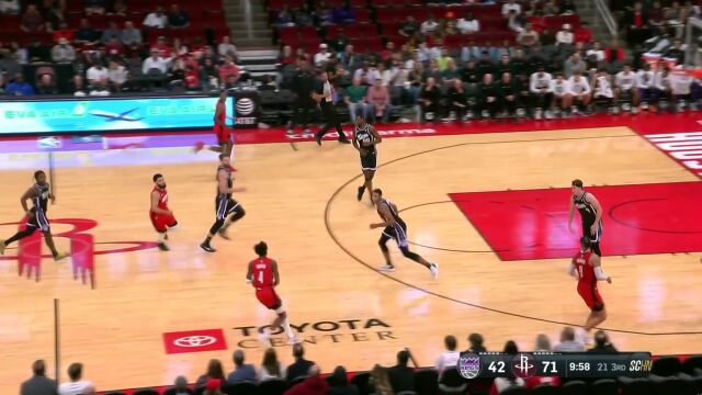 让你看不见我尾灯 杰伦格林加速杀入篮下上篮得手