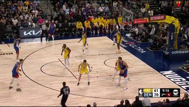 NBA揭幕战：湖人vs掘金第3节英文原声回放