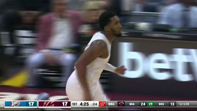 米切尔vs雷霆集锦 空砍43+8+5全能数据未能带队取胜