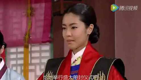《大王世宗》剧组复原的明代赐朝鲜王妃大衫翟冠