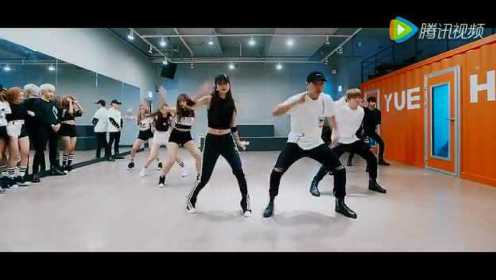 韩国男女偶像团体舞蹈版单曲《Do Better》