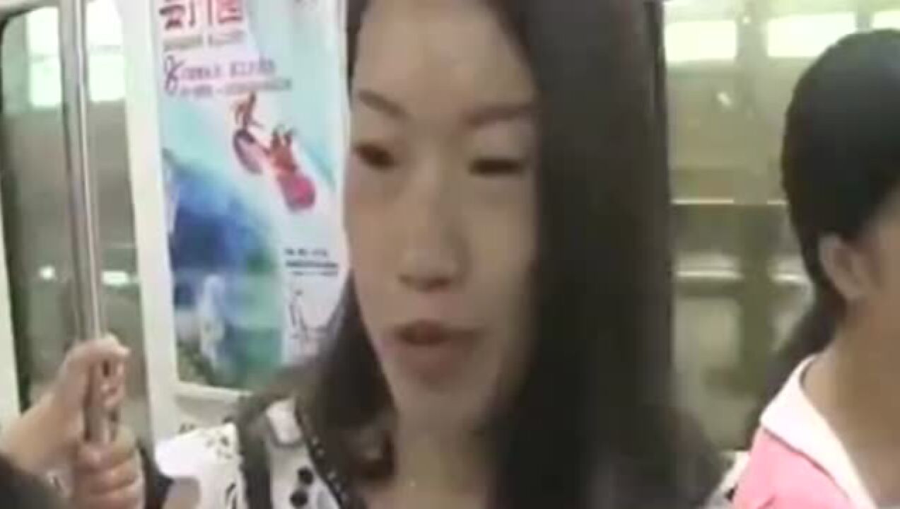 哺乳期妈妈轻轨车厢集体喂奶倡导社会支持母乳喂养！_腾讯视频