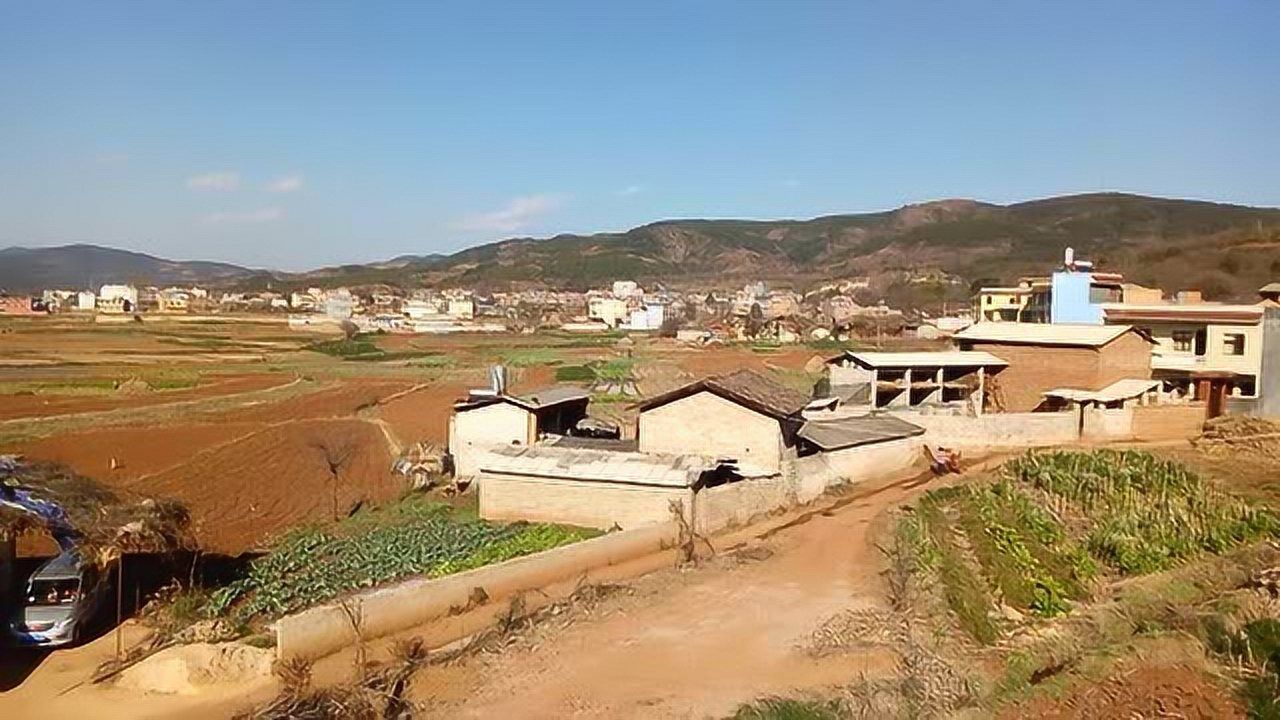 美丽乡村风光云南省宣威市务德镇务德村全貌一览