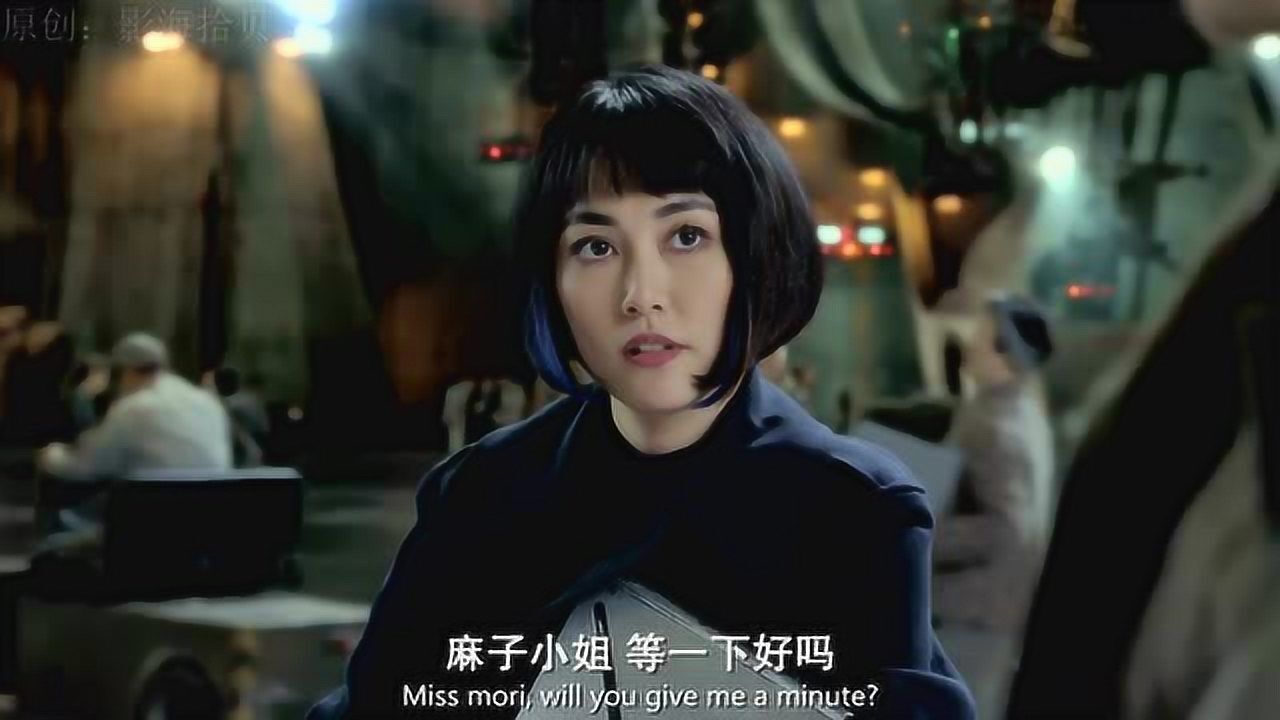 环太平洋机甲全部亮相中国的红色风暴让人眼前一亮非常震撼