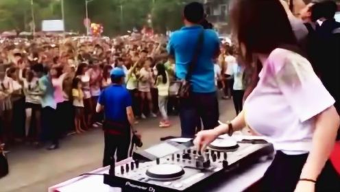 越南女DJ居然是这样的！现场引千万人狂跳