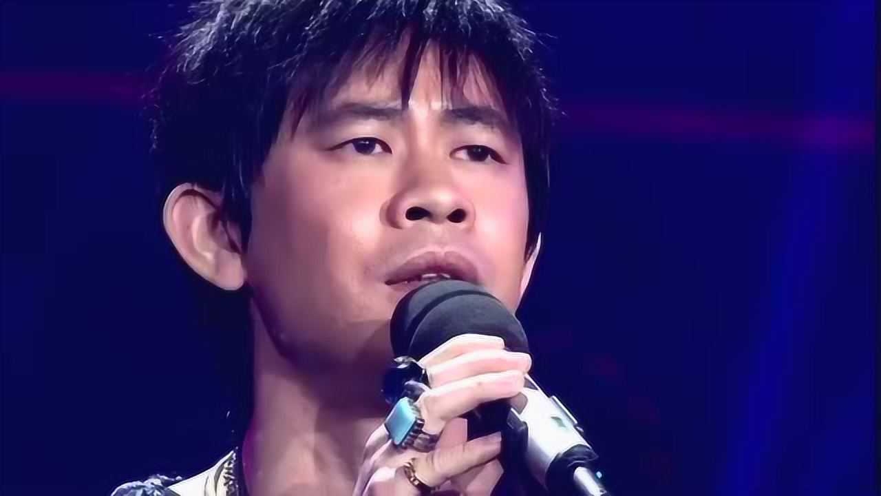 第42期黄艺明个人认为是各方面模仿最像黄家驹的人比富九强