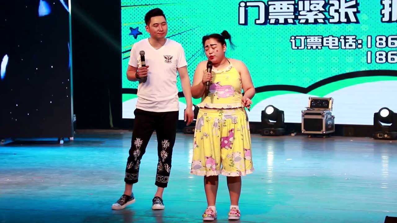 奉天笑场独家小黄飞东北情大剧院演出视频6