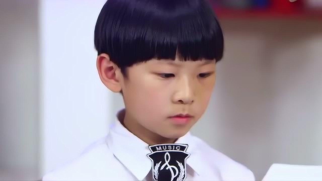 张靓颖与9岁舒浩炀合唱英文歌狂飙海豚音