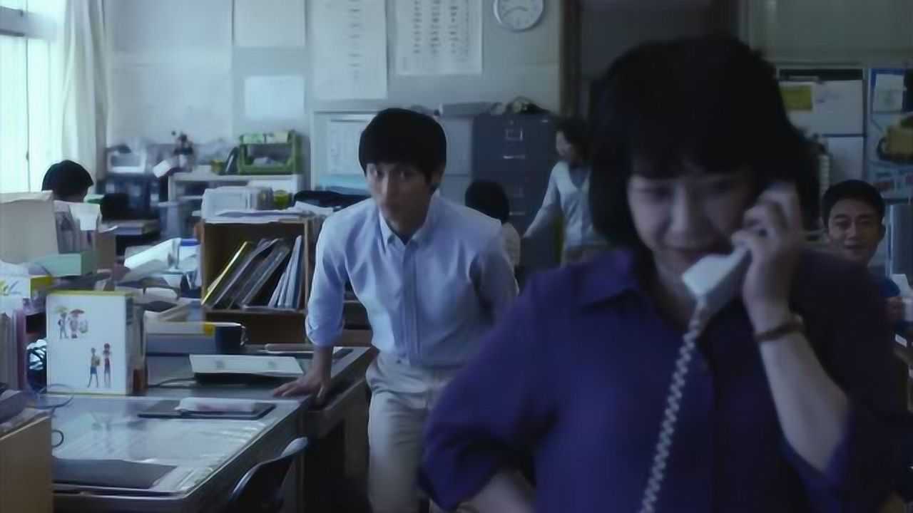 小孩有夜尿症课上尿裤子被同学嘲笑，老师被家长狠批_腾讯视频