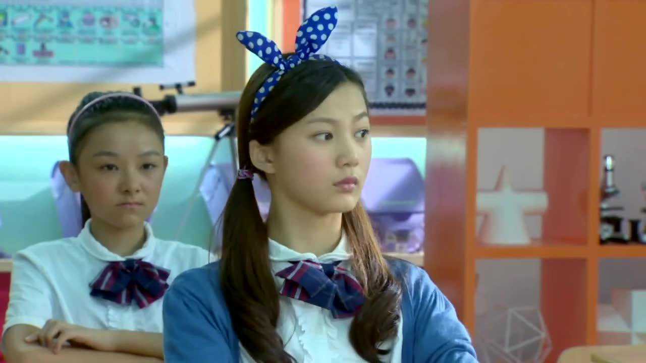 舞法天女朵法拉好可怜金老师被施了法开除了真真和美瑰