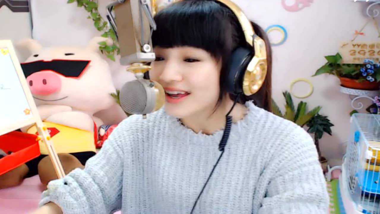 yy主播文儿直播走心歌曲《夜空中最亮的星》听醉亿万人!