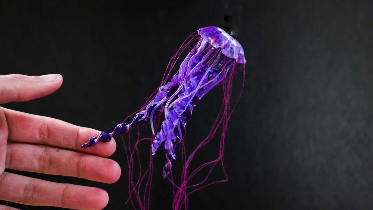 diy创意手工粘土软陶制作好看的雕塑水母