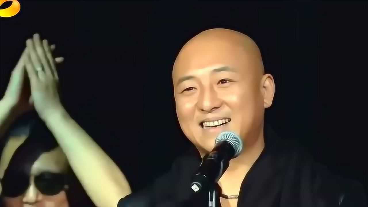 周晓鸥演唱黑豹乐队经典之作黑豹主唱为其和音