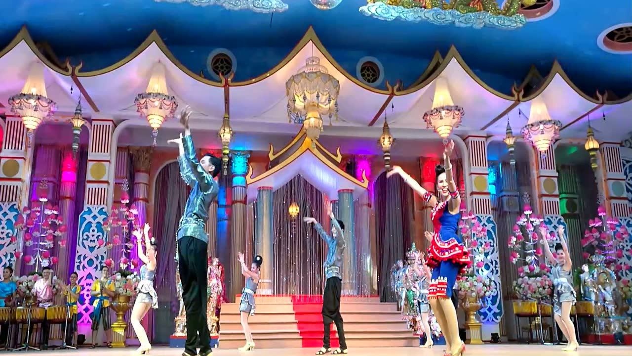 富贵黄金屋自助餐厅泰国舞蹈表演2