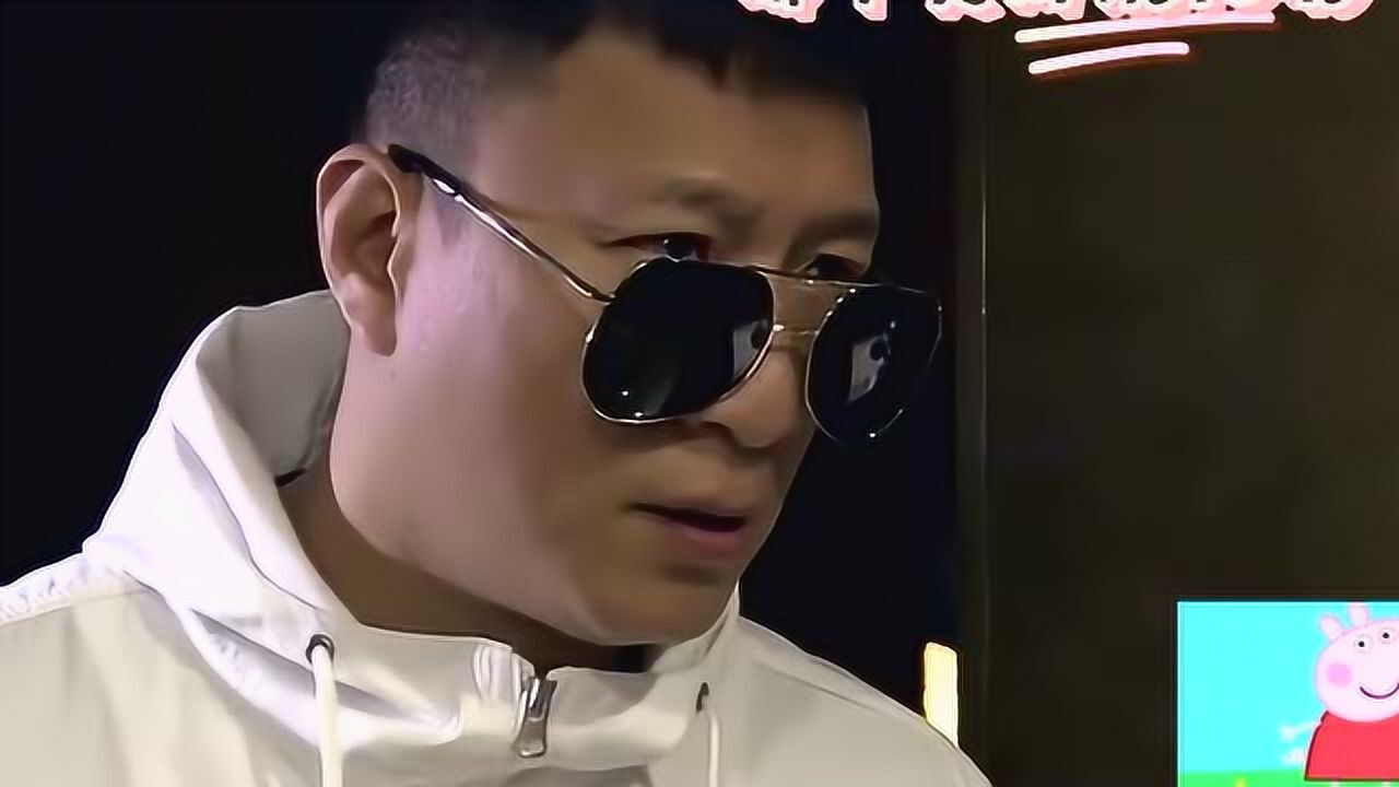 极限挑战颜王红雷跟手机杠上了