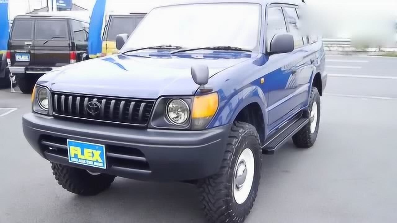 经典的越野车,圆灯版的丰田lc95