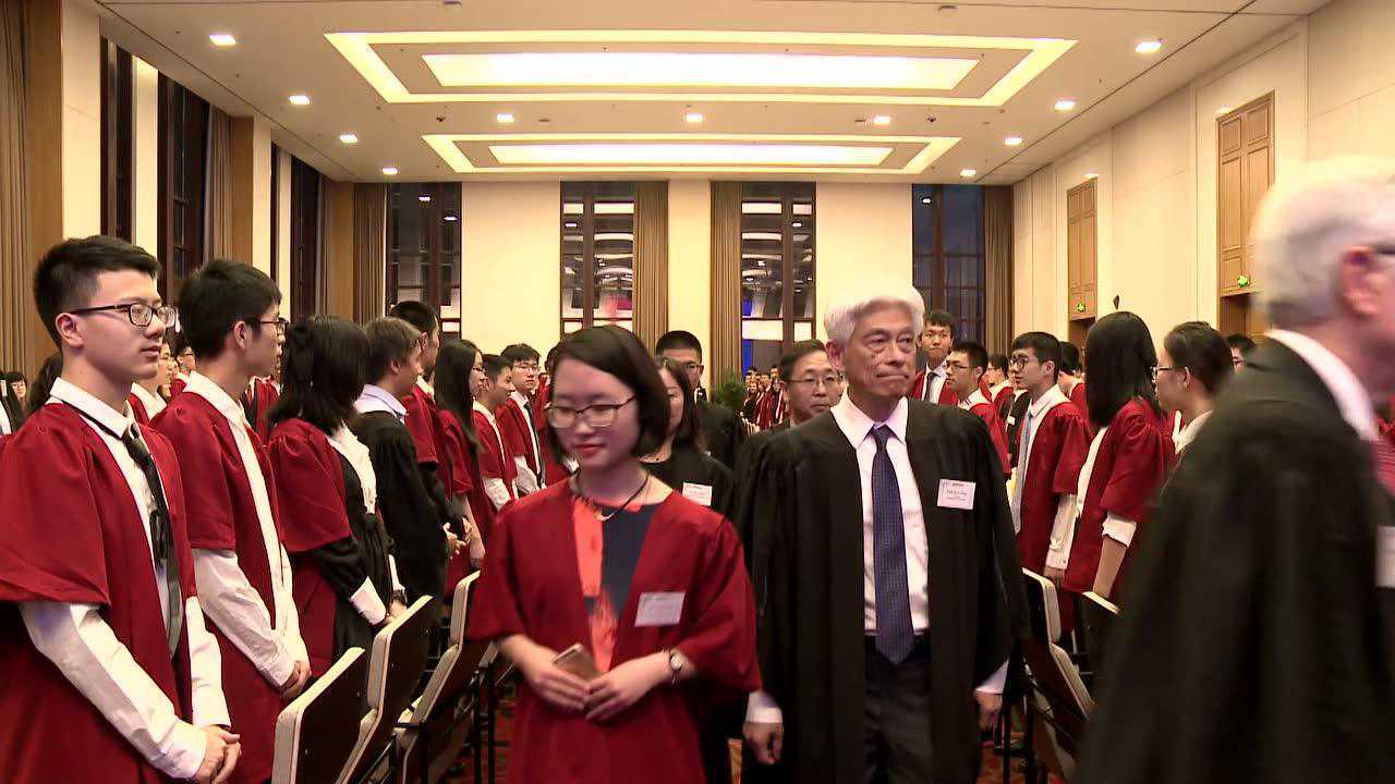 浙江大学国际校区书院高桌晚宴