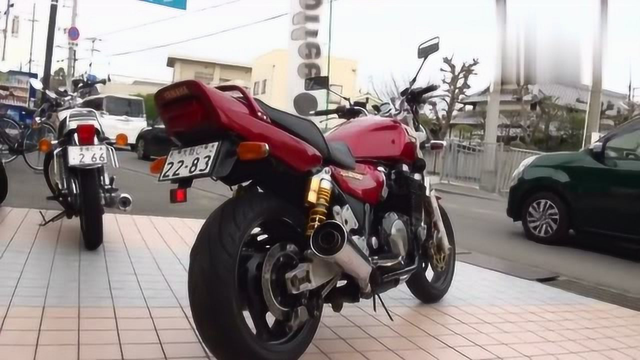 最讨人喜欢的小贱人,1994年雅马哈xjr1200重型摩托车街车欣赏