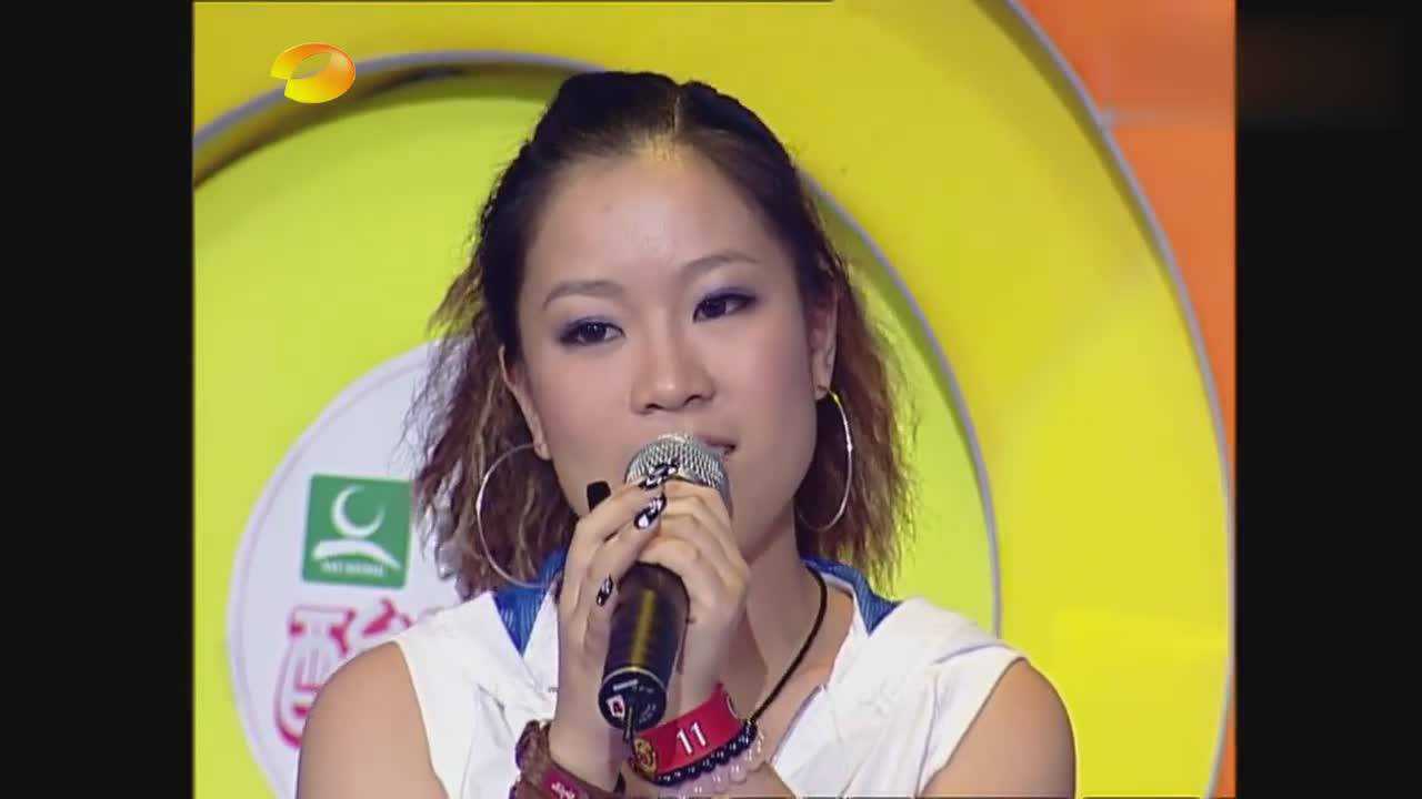 2005超级女声总决赛黄雅莉pk易慧现场清唱李湘大呼好听
