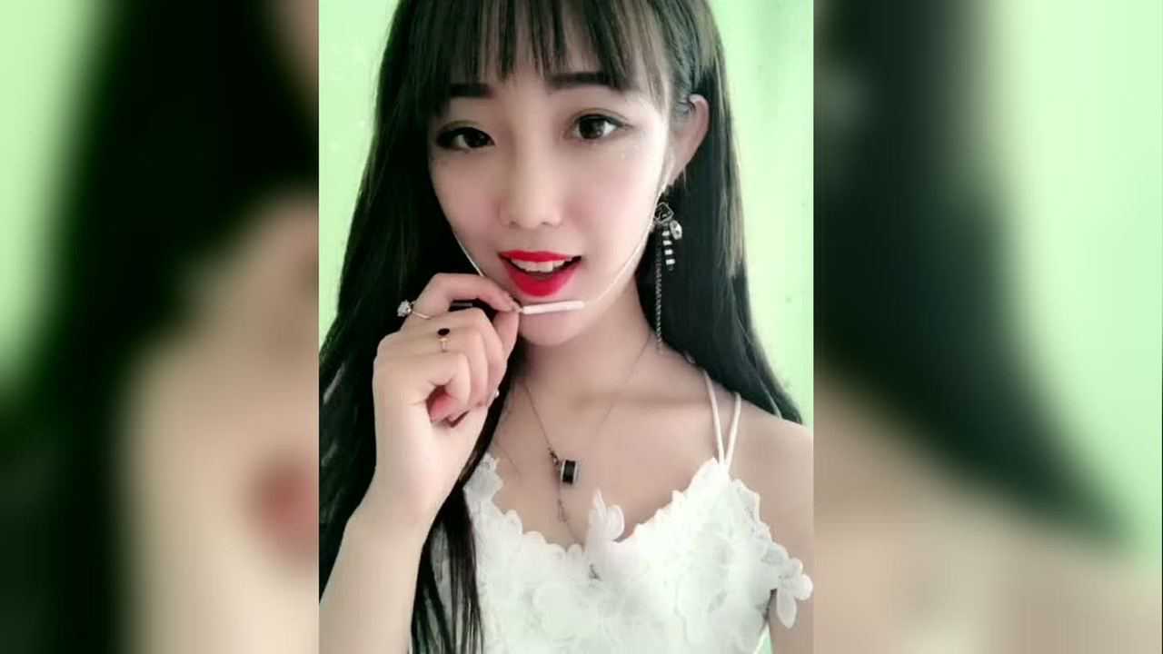 刘艺彤才艺视频