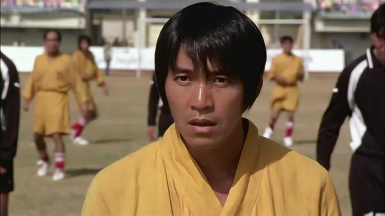 《少林足球》周星驰已经很厉害了,没想到他更胜一筹