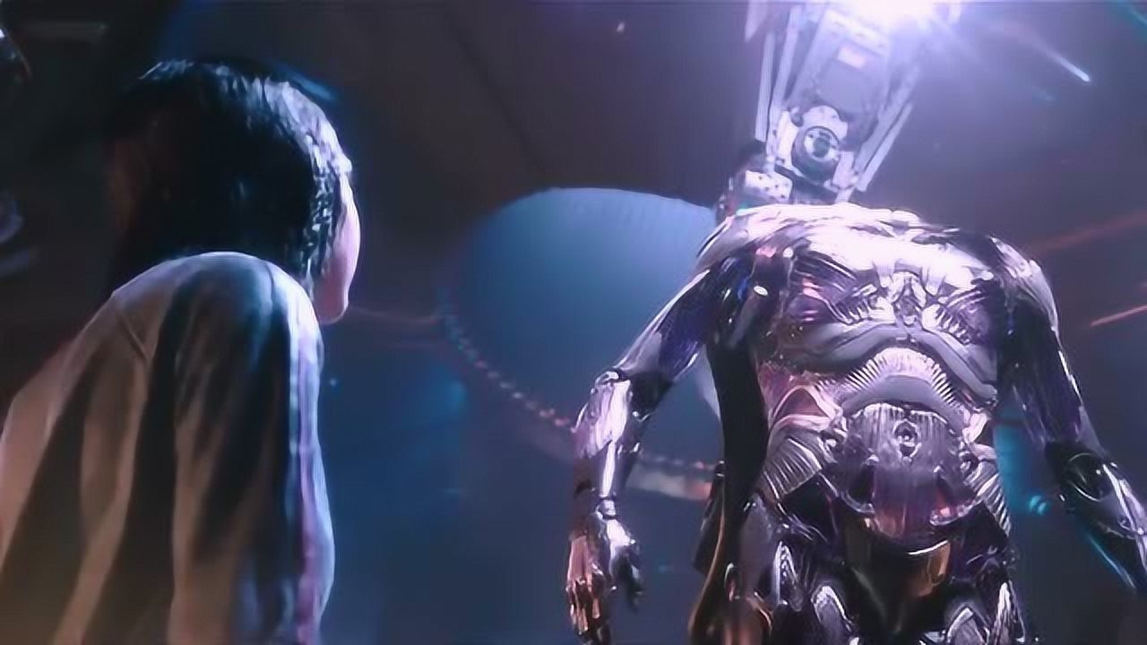 科幻动作片阿丽塔中文预告片展现战斗天使强大杀伤力