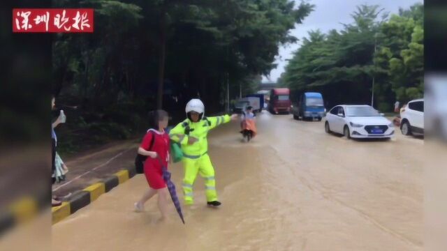 昨晚高峰碰上全市暴雨 深圳交警发布多条信息引导市民出行