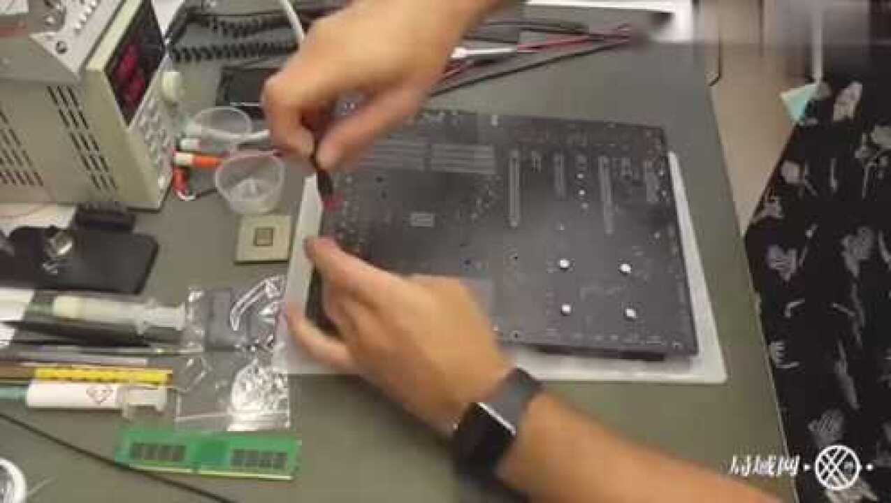 主板CPU底座针脚断针了，实拍维修师傅更换底座，这操作简直了_高清1080P在线观看平台_腾讯视频