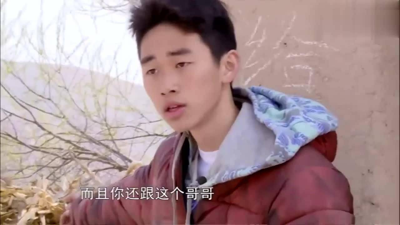 变形计杨奥打不过高畅转身拿起砖头砸向高畅林子濠气愤不已