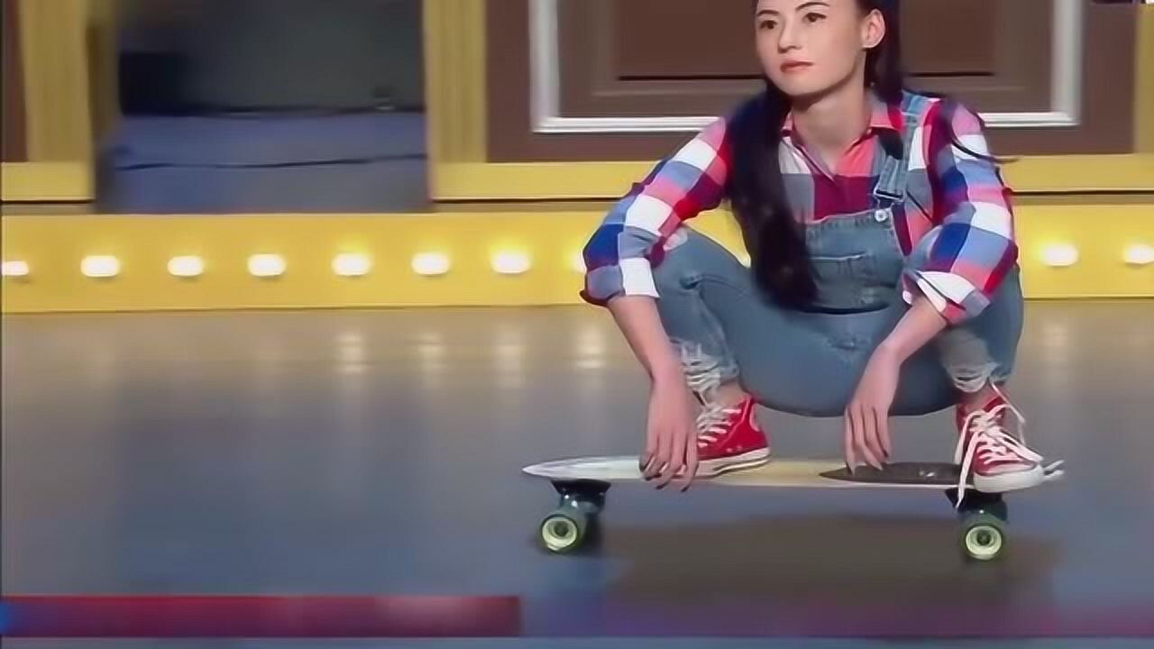 女神张柏芝滑滑板太帅了
