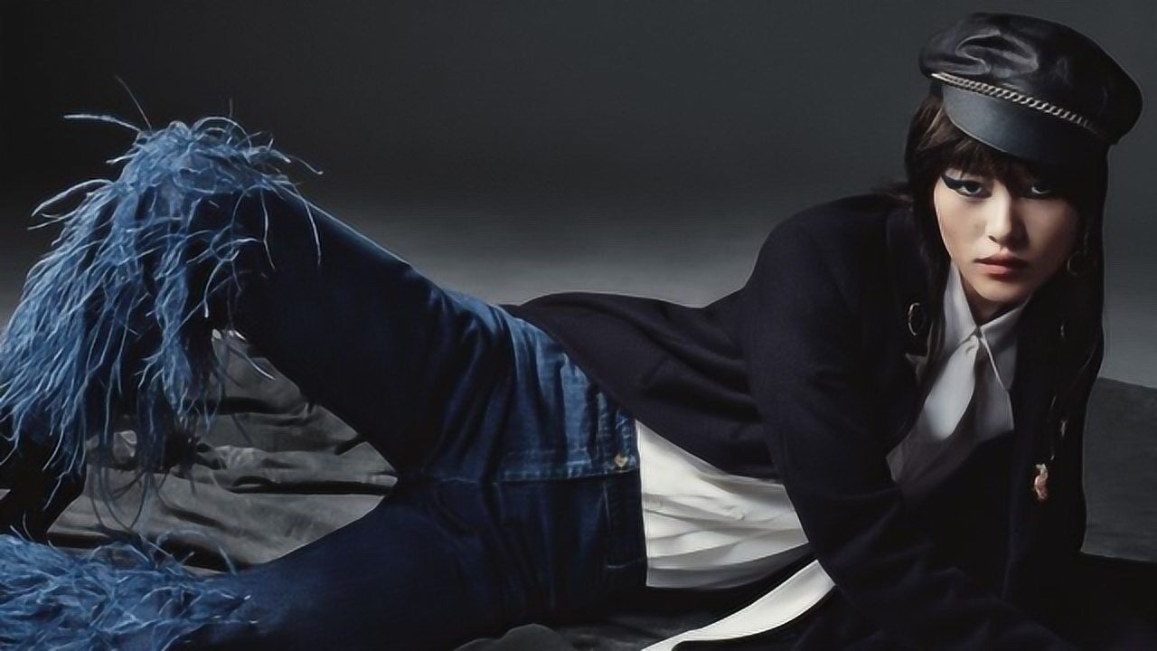 大表姐刘雯t台霸气走秀全集-老外称模特中的新女王