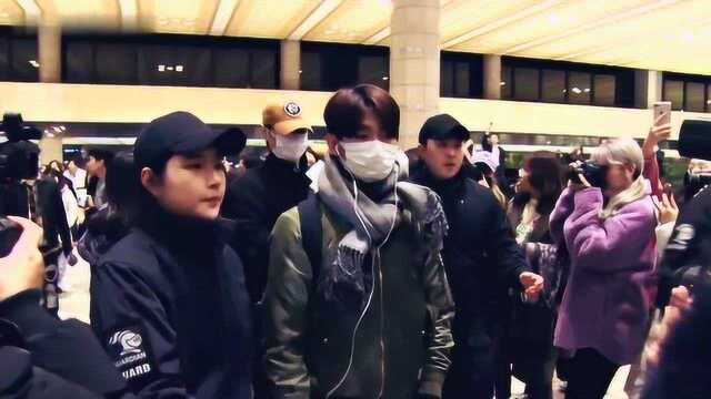 GOT7成员因MAMA日本场行程经金浦机场出国,三人会带来什么惊喜呢?