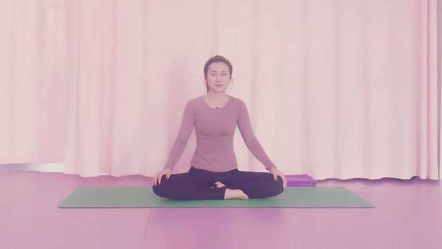 Flow Yoga中的Flow意为流水,所以称流瑜伽