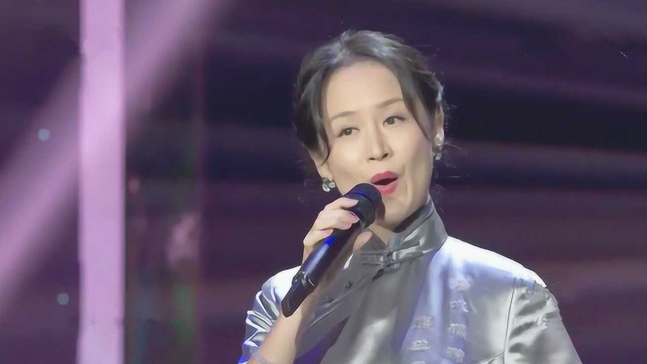 林宝演唱《四季歌》,经典旋律,回忆悠长