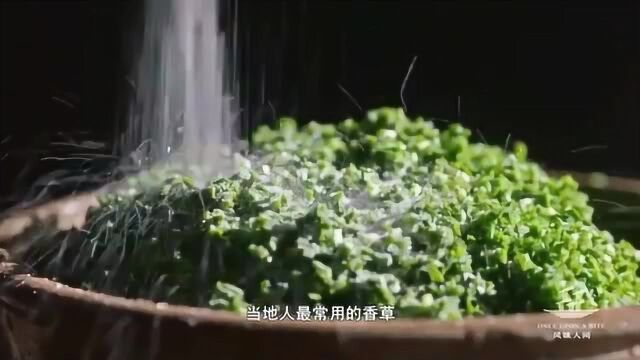 风味人间:“涮涮辣”能有多辣?轻轻一涮,整碗都辛辣十足!