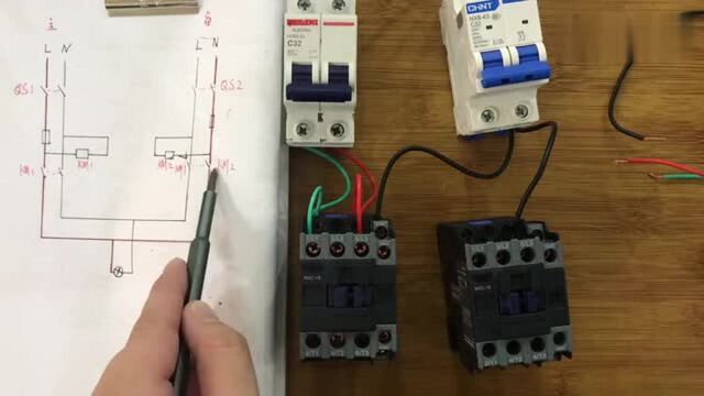 双电源自动切换什么原理怎么接线?老电工:0基础一根根接给你看
