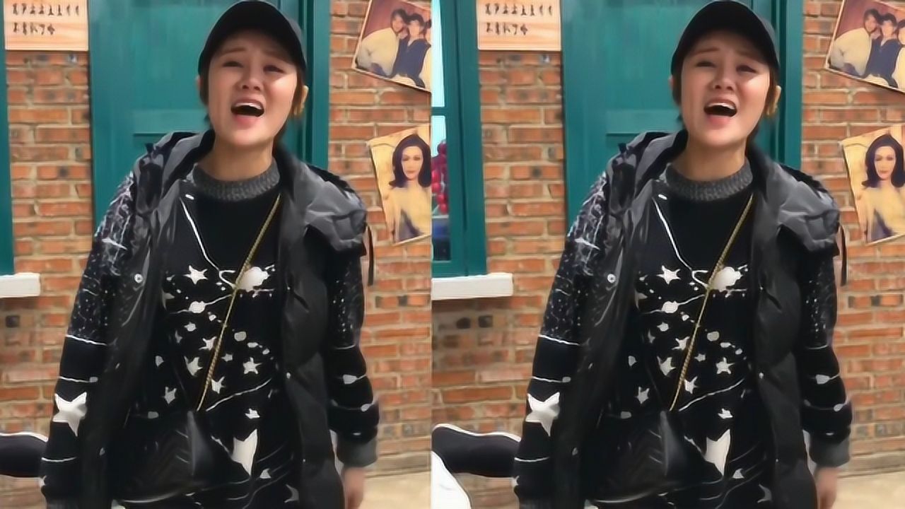 最近一首《探清水河》火了,一首北京小曲配上美女的烟嗓,绝了