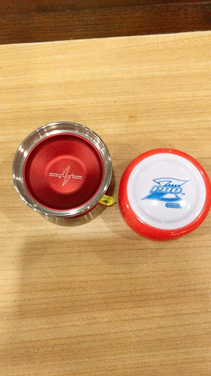 悠悠球完全0基础入门教学篇先选择一个鼓型类的悠悠球