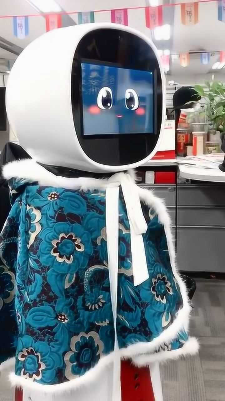 机器人快宝快宝侧面看像小猪佩琪谁说的站出来