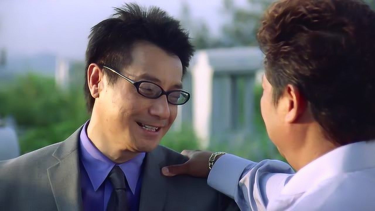 杀手狂龙:治安越来越差,警察临近退休,竟还在想为社会做贡献_电影