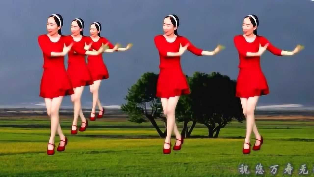 广场舞《红歌联唱》熟悉的旋律,经典好听,中老年朋友的最爱