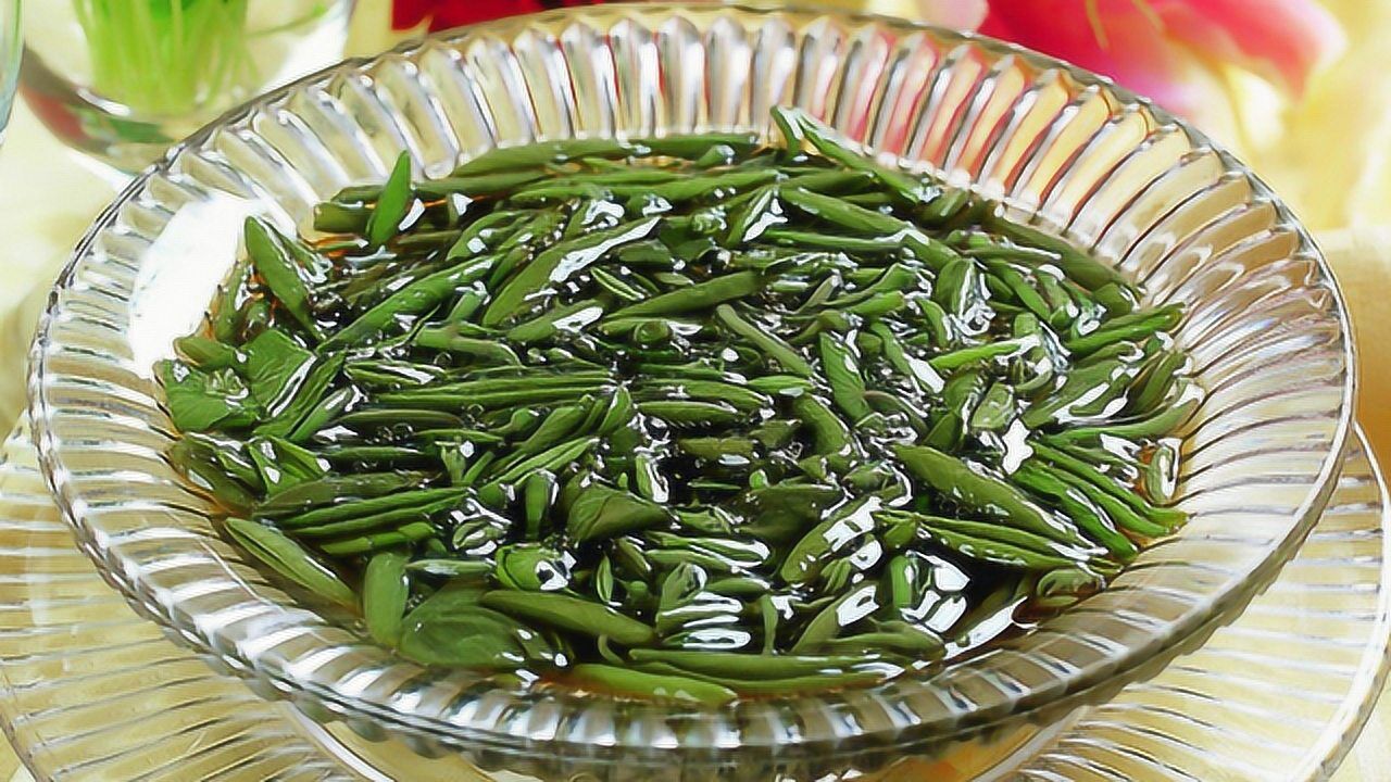 莼菜科莼菜属植物