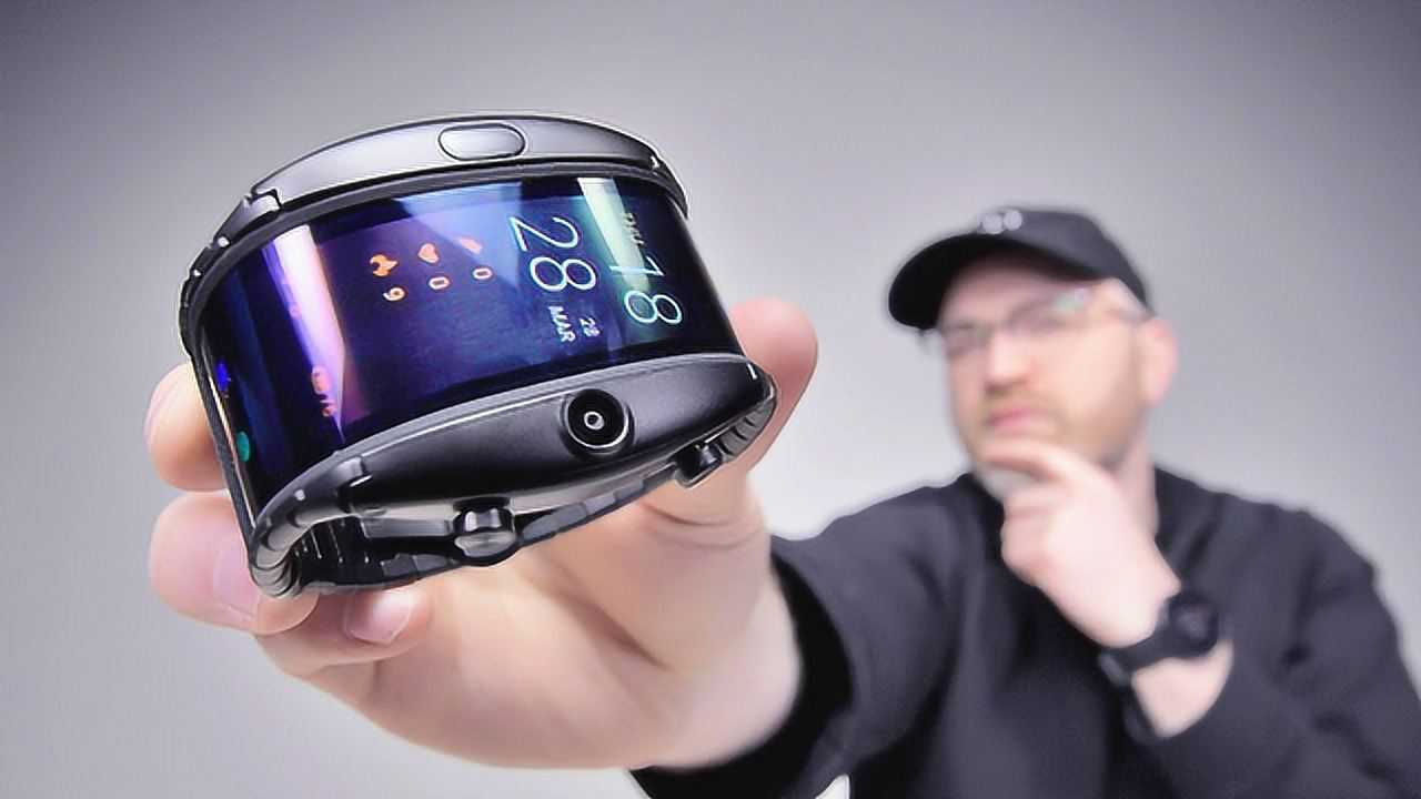 世界上科技含量最高的手机,老外打开包装的瞬间,震撼了