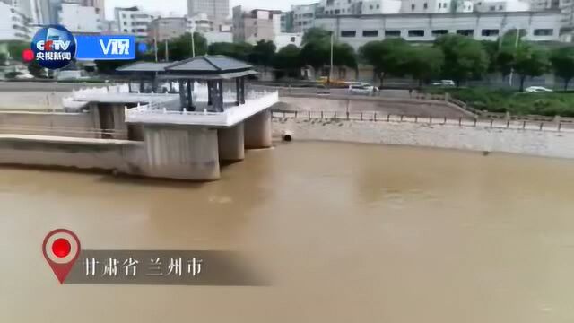 习近平在兰州考察黄河治理项目和读者出版集团