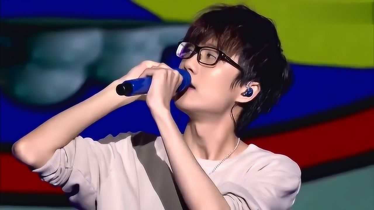 许嵩《素颜》如果再看你一眼,是否还会有感觉