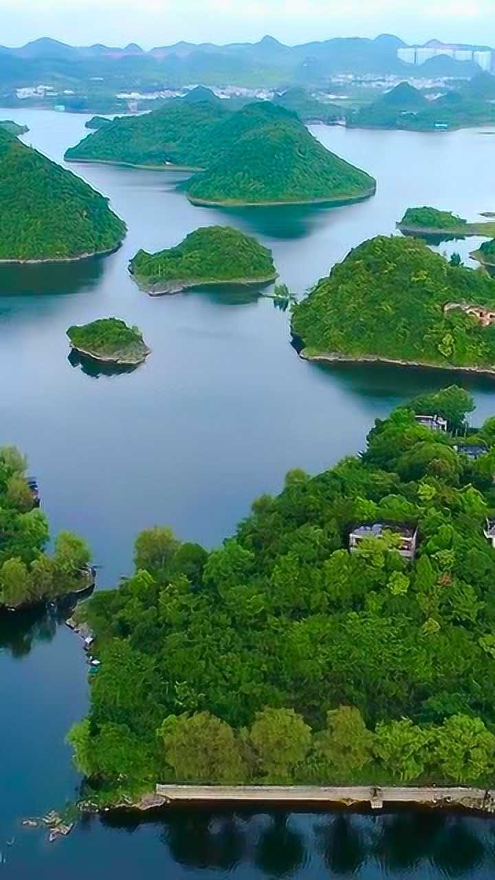 貴州一湖中竟有100多個小島,島上有房子景色太美,世外桃源適合隱居